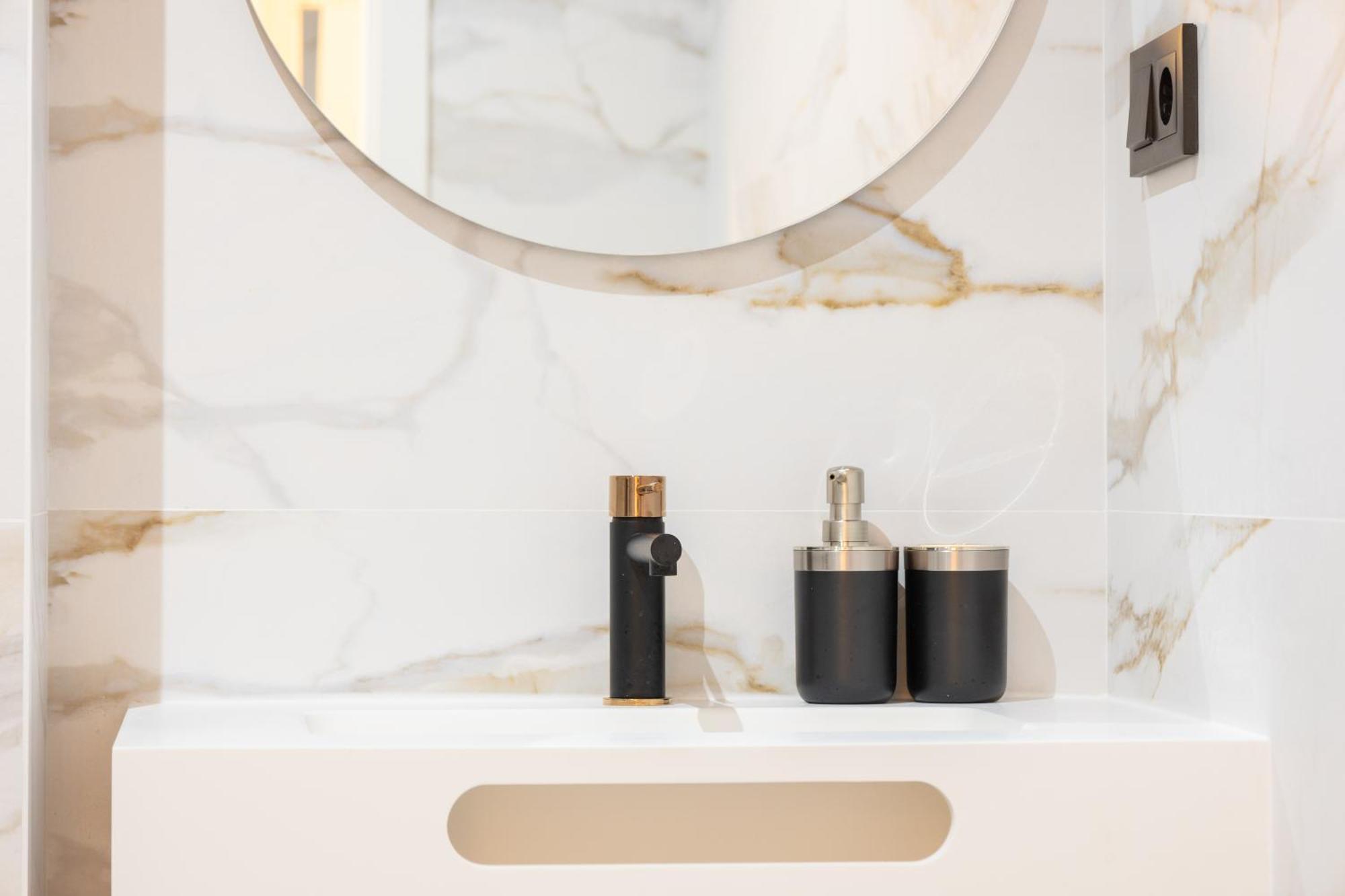 Flats-moderno, Junto Al Roig Arena Apartment